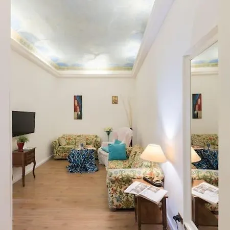Apartament Borgognissanti 6